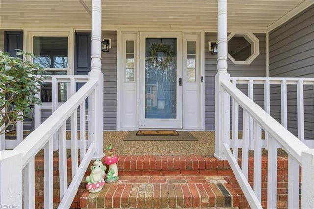 934 Elton Hall CIR, Newport News, VA 23608