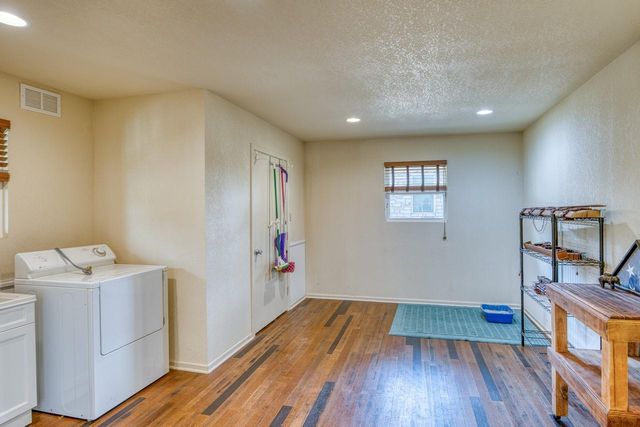 109 Flamingo CIR, Highland Haven, TX 78654