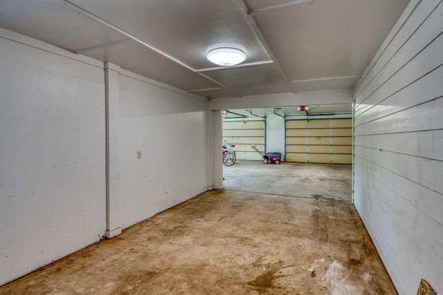 109 Flamingo CIR, Highland Haven, TX 78654