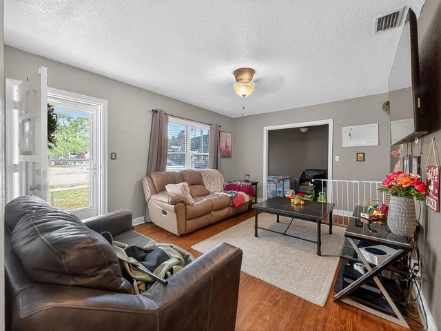 406 S 12TH STREET, Leesburg, FL 34748