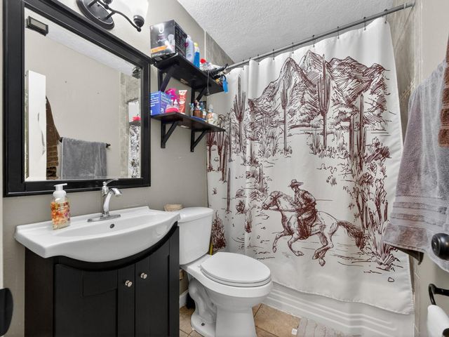 406 S 12TH STREET, Leesburg, FL 34748