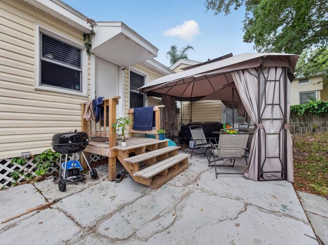 406 S 12TH STREET, Leesburg, FL 34748