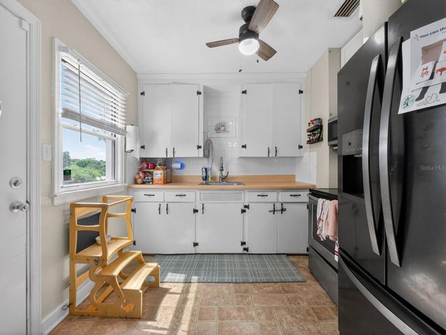 406 S 12TH STREET, Leesburg, FL 34748