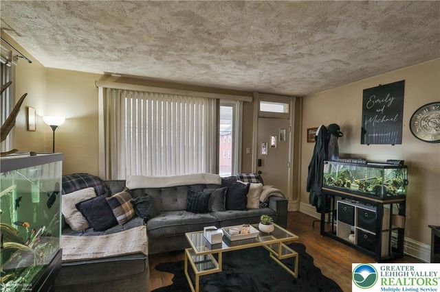 4539 Main Street, Whitehall Twp, PA 18052