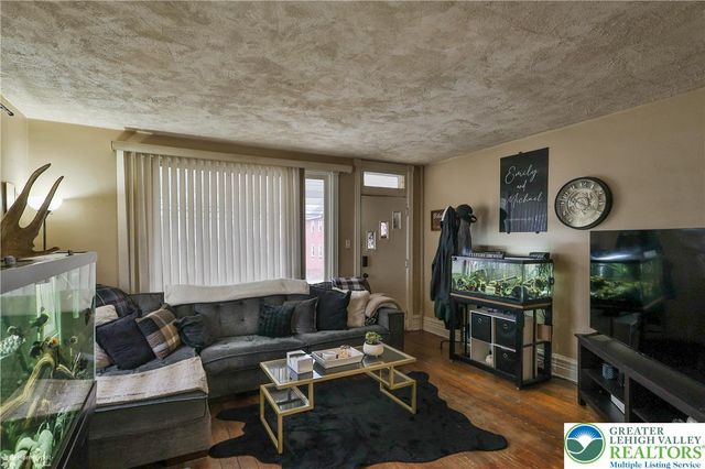 4539 Main Street, Whitehall Twp, PA 18052