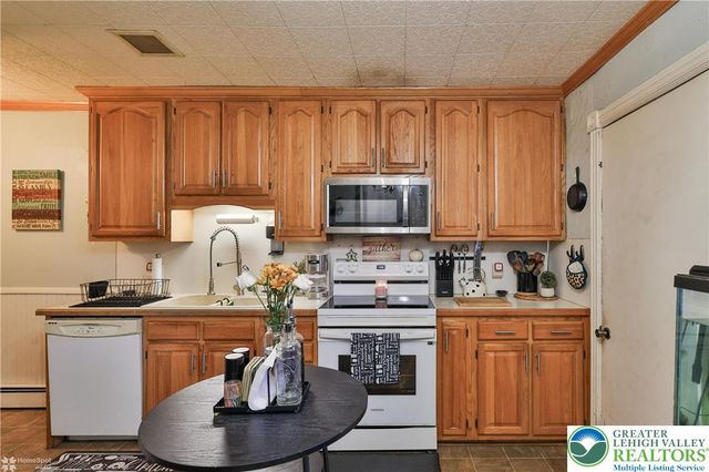 4539 Main Street, Whitehall Twp, PA 18052