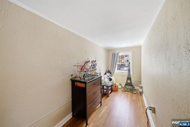 66 Legion Place, Closter, NJ 07624