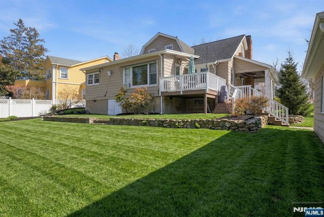 66 Legion Place, Closter, NJ 07624