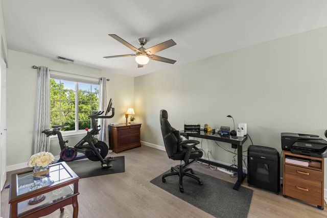 32102 Millard Circle 2, Warrenville, IL 60555