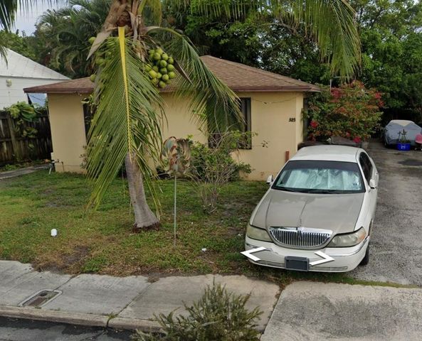 325 Conniston Road, West Palm Beach, FL 33405