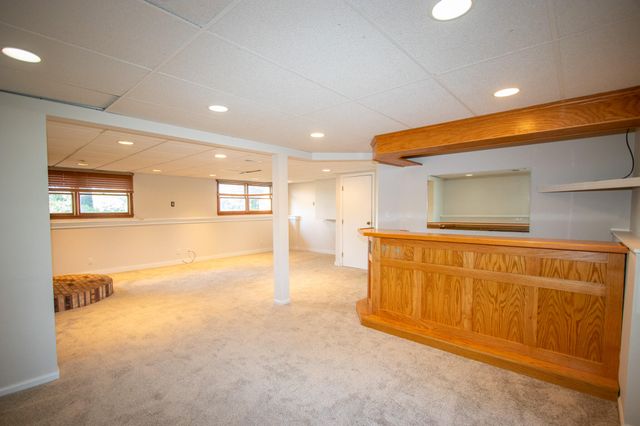 184 S 200 W, Valparaiso, IN 46385