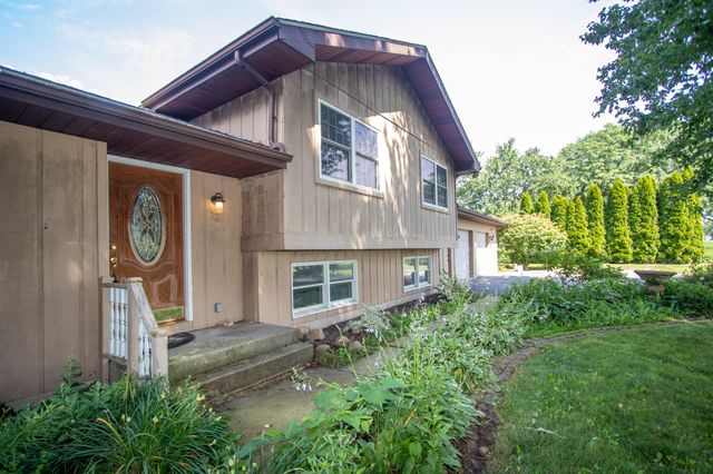184 S 200 W, Valparaiso, IN 46385