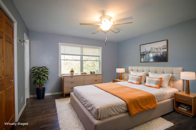 184 S 200 W, Valparaiso, IN 46385