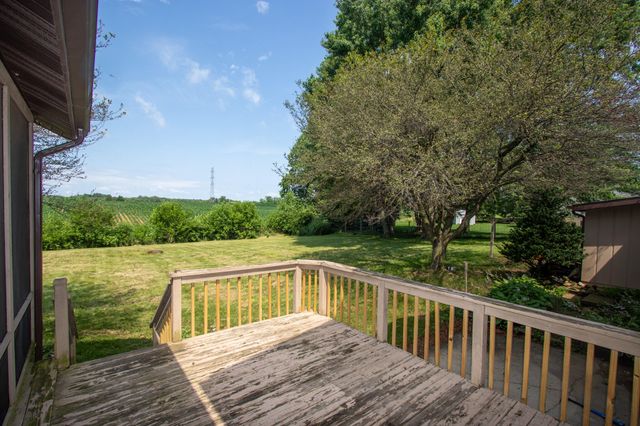184 S 200 W, Valparaiso, IN 46385