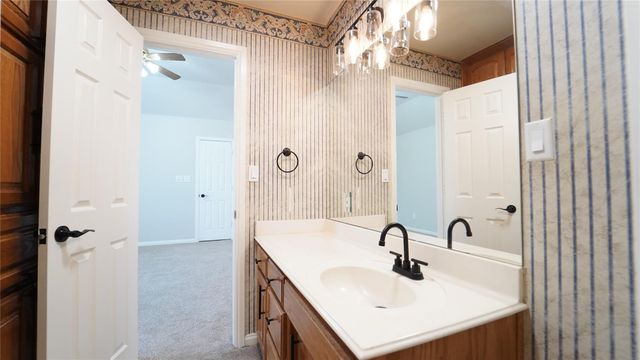 3718 Cliff View Loop, Weatherford, TX 76087