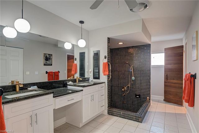 4556 Vinewood CIR, North Fort Myers, FL 33903