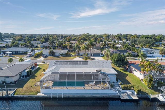 4556 Vinewood CIR, North Fort Myers, FL 33903