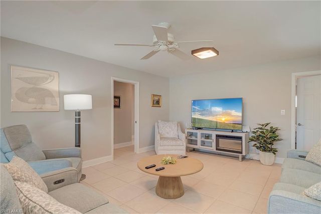 4556 Vinewood CIR, North Fort Myers, FL 33903