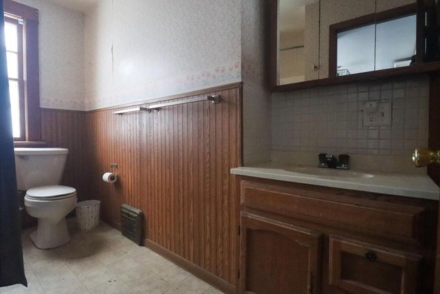 6622 26th AVENUE, Kenosha, WI 53143