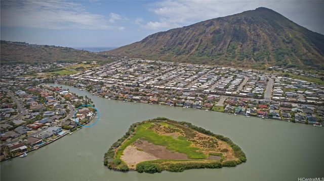 6977 Niumalu Loop, Honolulu, HI 96825
