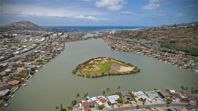 6977 Niumalu Loop, Honolulu, HI 96825
