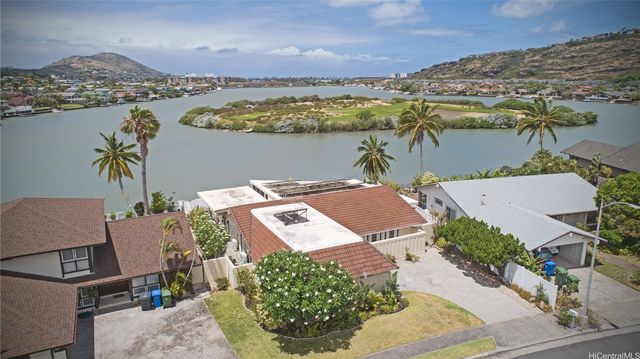 6977 Niumalu Loop, Honolulu, HI 96825