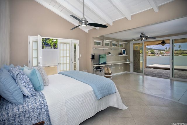 6977 Niumalu Loop, Honolulu, HI 96825