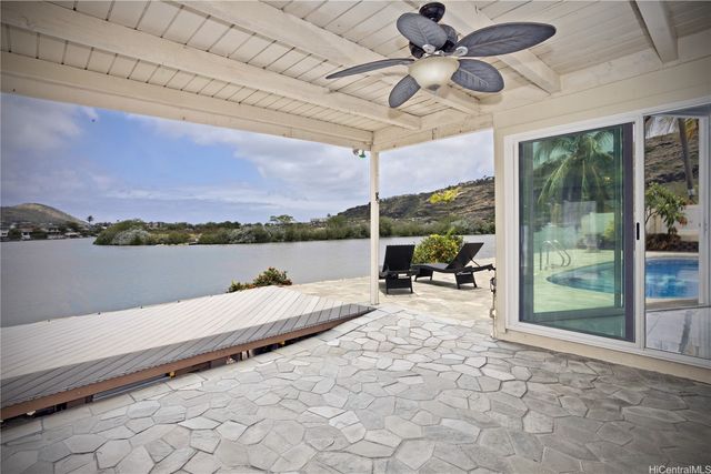 6977 Niumalu Loop, Honolulu, HI 96825