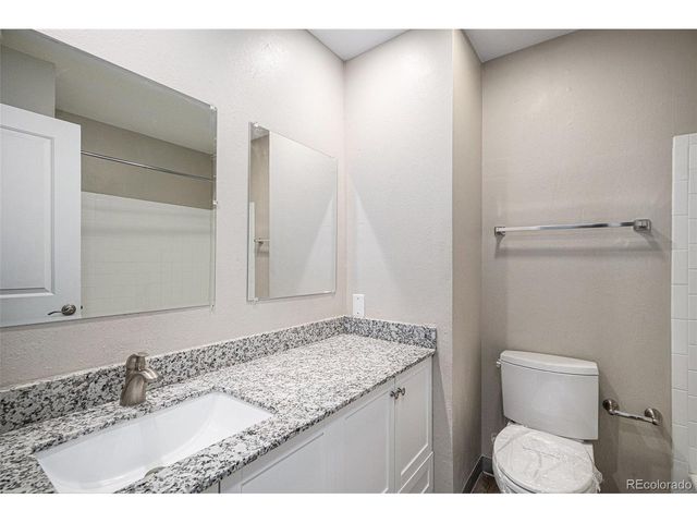 3038 S Xenia Ct, Denver, CO 80231