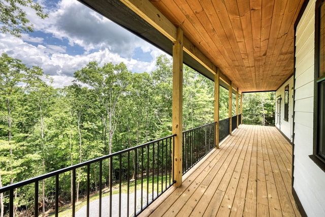 460 River Mountain Road, Murphy, NC 28906