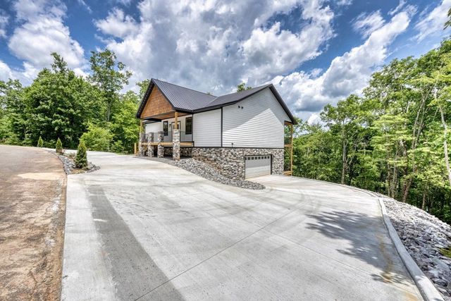 460 River Mountain Road, Murphy, NC 28906