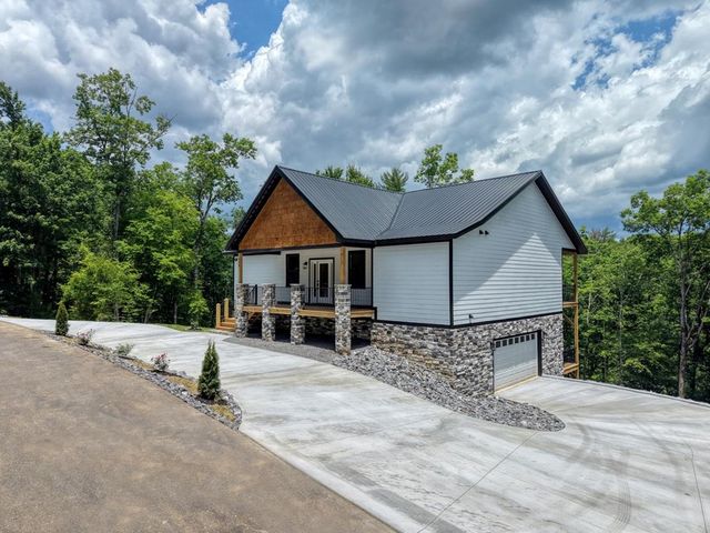 460 River Mountain Road, Murphy, NC 28906