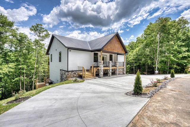 460 River Mountain Road, Murphy, NC 28906