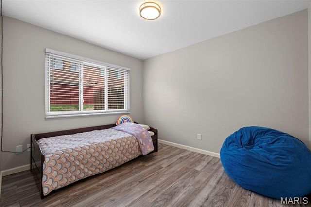 10602 Carroll Wood Way, St Louis, MO 63128