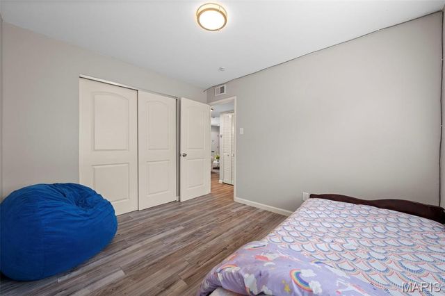 10602 Carroll Wood Way, St Louis, MO 63128