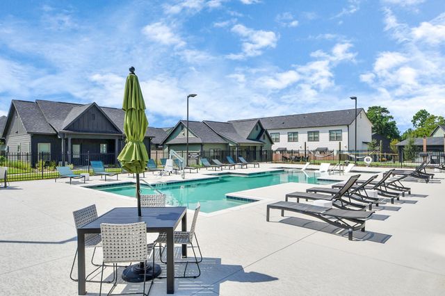 7711 Longmire Road 2, Conroe, TX 77304
