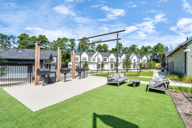 7711 Longmire Road 2, Conroe, TX 77304