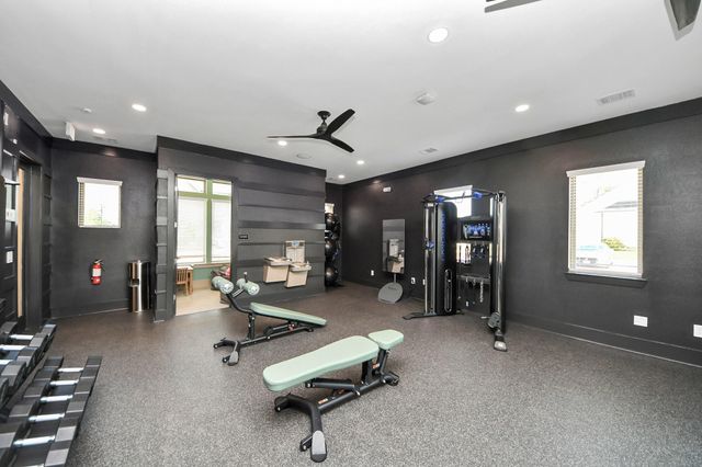 7711 Longmire Road 2, Conroe, TX 77304