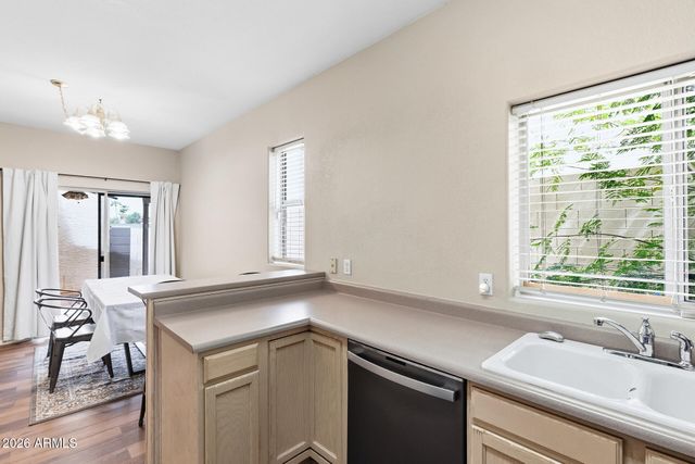1018 W JANICE Drive, Tempe, AZ 85283