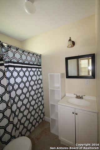 114 Pruitt Ave, San Antonio, TX 78204