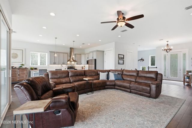19045 WATERVILLE Road, Jacksonville, FL 32226