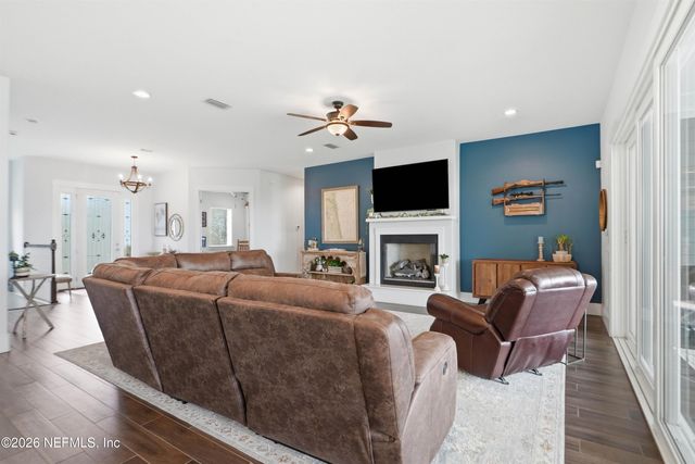 19045 WATERVILLE Road, Jacksonville, FL 32226