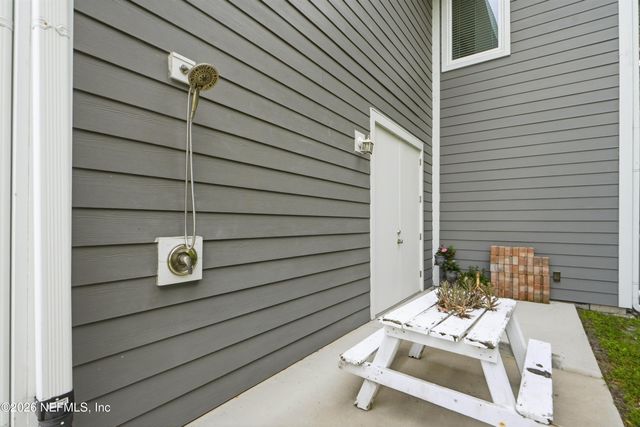 19045 WATERVILLE Road, Jacksonville, FL 32226