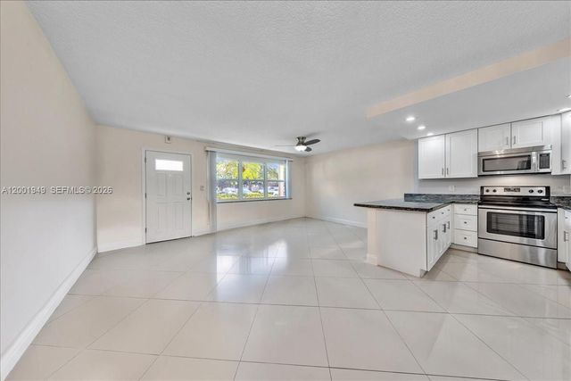2503 Antigua Ter E1, Coconut Creek, FL 33066