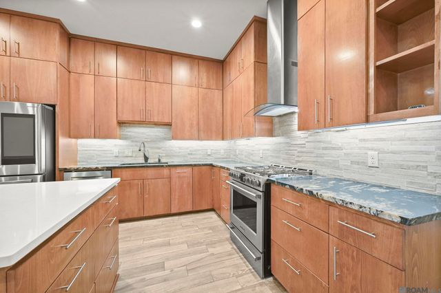 10115 Ambrose Ct, Baton Rouge, LA 70816