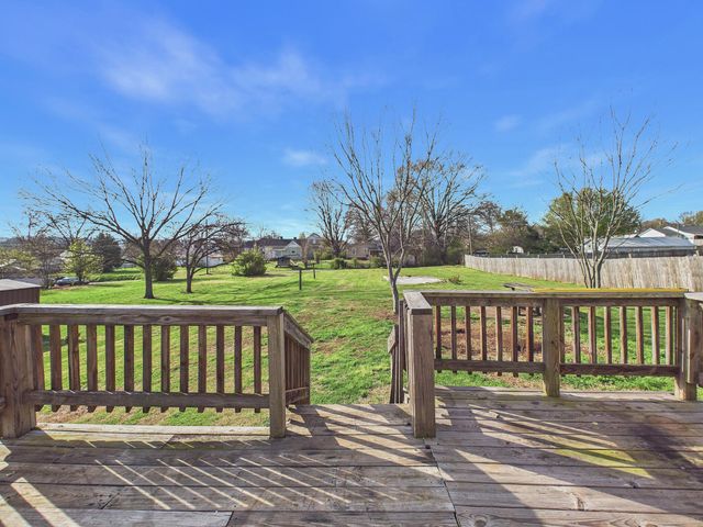 605 Bennett Street, Sweetwater, TN 37874