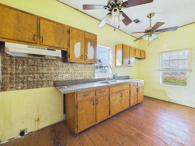 605 Bennett Street, Sweetwater, TN 37874