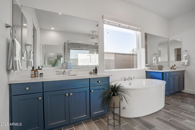 11534 N JEROME Street, Surprise, AZ 85388