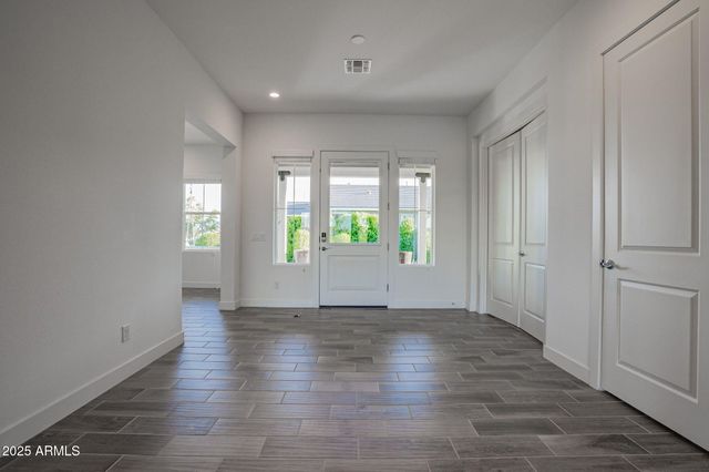 11534 N JEROME Street, Surprise, AZ 85388