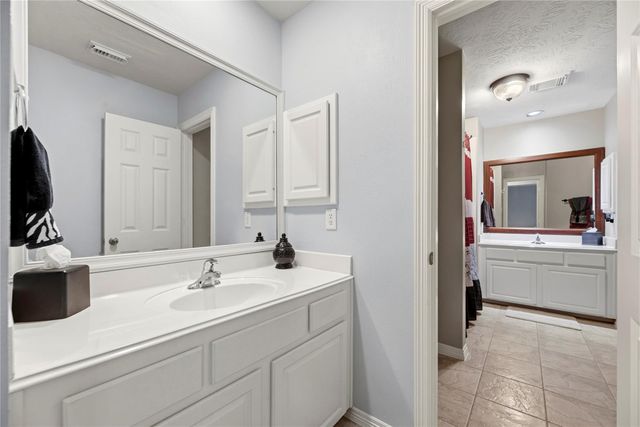 17718 Cypress Laurel Street, Houston, TX 77095